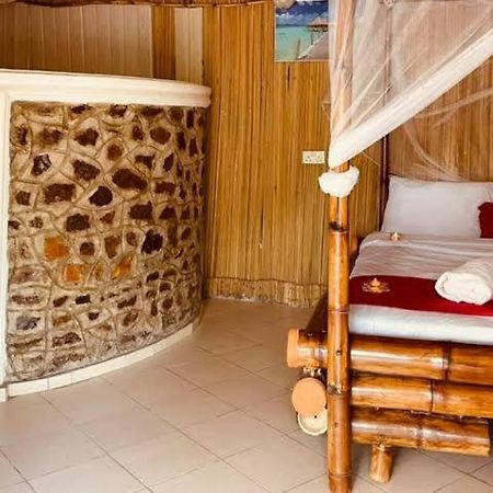 Ches Bay Resort Nangina 外观 照片